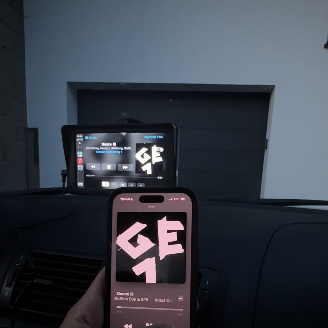 Drivetracks - anschließbarer Autobildschirm